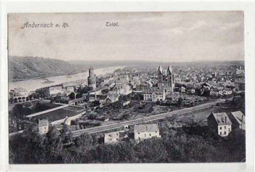 Andernach am Rhein gelaufen von 1911 kleiner Knick unten rechts, leicht fleckig, sonst gut erhalten