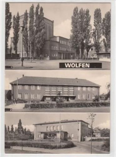 Wolfen mit Theater der Werktätigen, Bahnhof u. Filmtheater ungelaufen Sehr gut erhalten.