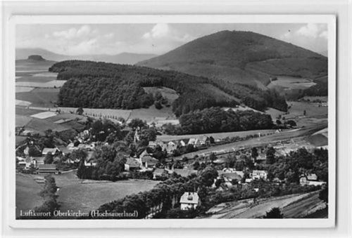 Schmallenberg Oberkirchen (Hochsauerland). gelaufen. Leichter Stempeldurchdruck, kleiner Knick unten links, sonst gut erhalten