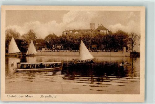 Steinhude Steinhuder Meer Segelboote Ausflugsschiff Strandhotel