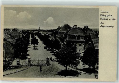 Ohrdruf Truppenübungsplatz am Lagereingang Oldtimer