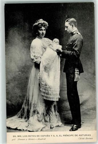 König Alfonso XIII Königin Victoria Eugenie mit Prinz Alfonso Pio