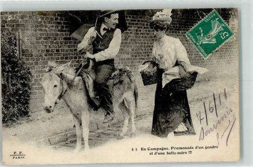 1911 en Campagne Promenade d`un gendre et d`une belle-mere