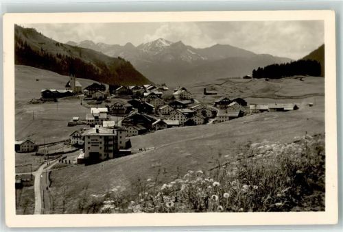 Berwang mit Lechtaler Alpen