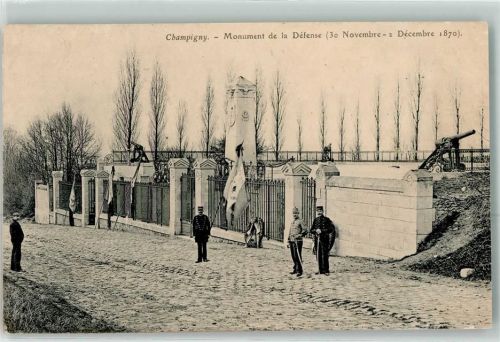 Champigny-sur-Marne 1870 Monument de la Defense Uniform Geschütz