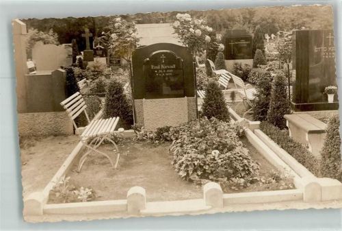 Moabit Grabstätte von Emil Kiewadl Ort lt. Fotograf