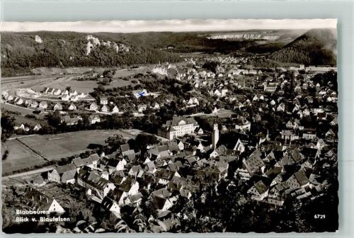 Blaubeuren mit Rathaus Stadtkirche St. Peter und Paul und Schöne Lau Schule