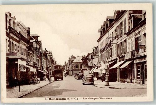 Romorantin-Lanthenay Rue Georges Clemenceau Oldtimer LKW