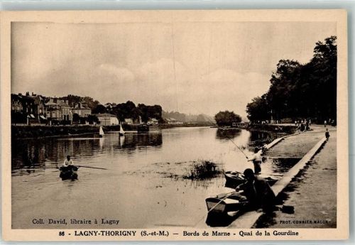 Thorigny-sur-Marne Bords de Marne Quai de la Gourdine Ruderboot