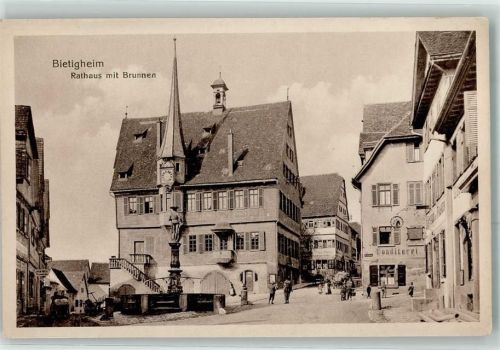 Bietigheim Rathaus mit Brunnen