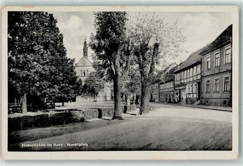 Hasselfelde Marktplatz mit Stadtkirche