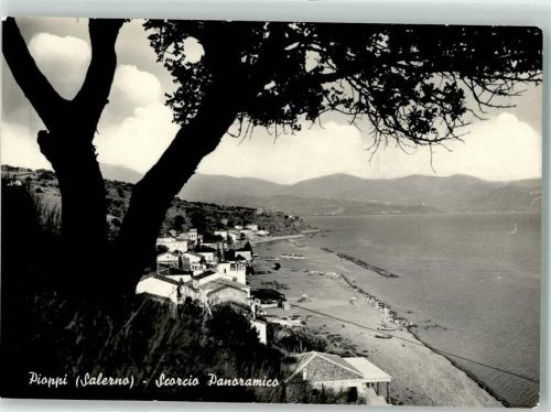 Pioppi Schwimmbad Strand