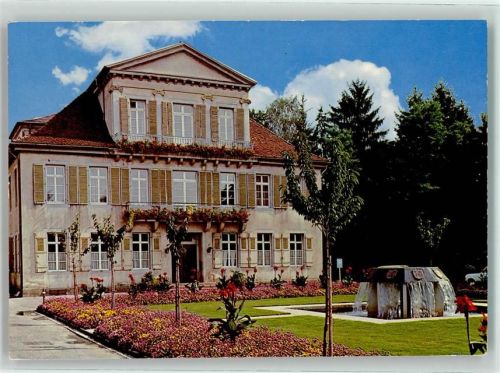 Lahr Neues Rathaus Auto Blumen
