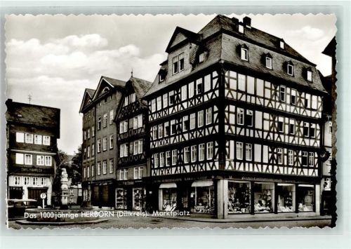 Herborn Marktplatz Oldtimer