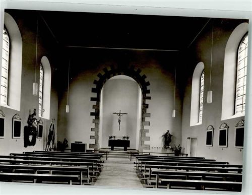 Rödles Inneres der St. Ullrich Kirche