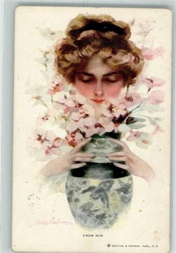 Junge Frau schnuppert an den Blumen ihres Liebsten Reinthal & Newman No. 214