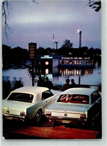 Budapest Inernationale Messe Fotograf Czeizing Lajos Autos vor der nächtlichen Donau und dem Messegelände Gewerbeausstellung 1967 Gebrauchsspuren