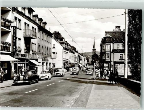 St. Wendel Bahnhofstrasse Apotheke Mercedes Auto