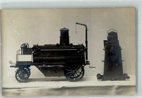 Frühe Dampflokomotive Dampfwagen