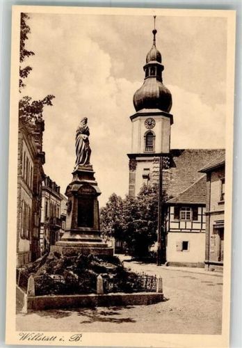 Willstätt mit Kriegerdenkmal und ev. Kirche