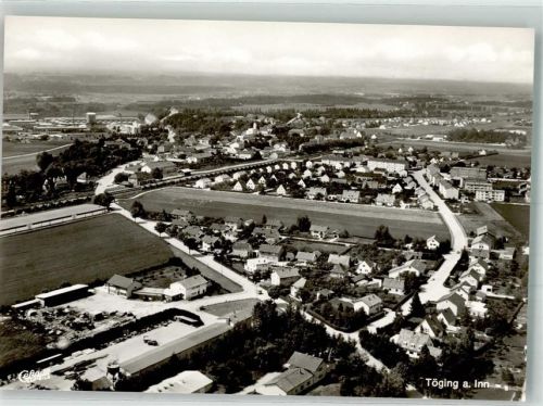 Töging Fliegeraufnahme des Ortes mit Bauhof und Bahnhof