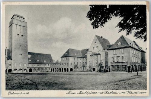 Delmenhorst Neuer Marktplatz, Rathaus, Wasserturm
