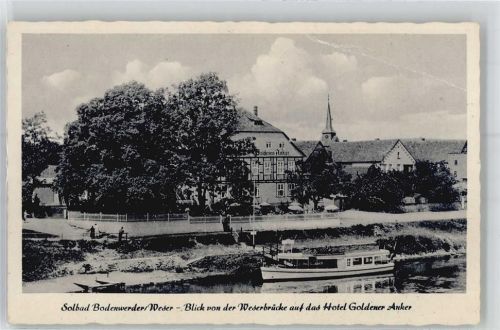 Bodenwerder Blick von der Weserbrücke auf Hotel Goldener Anker