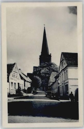 Bergen Kirchstraße, Kirche