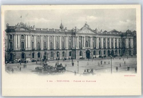 Toulouse Facade du Capitole