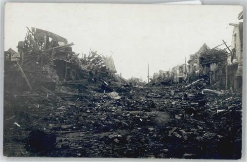 Lens Trümmer