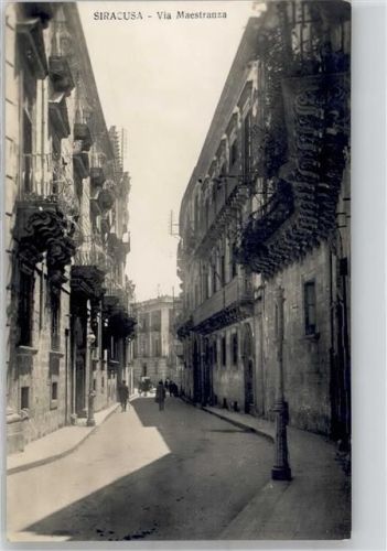 Siracusa Via Maestranza