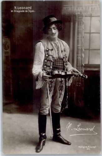 Leonard, N. in Dragoste de Tigan