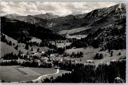 Unterjoch Blick auf Tannheimer Berge
