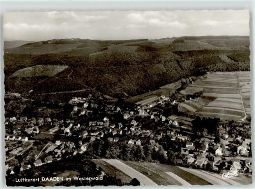 Daaden