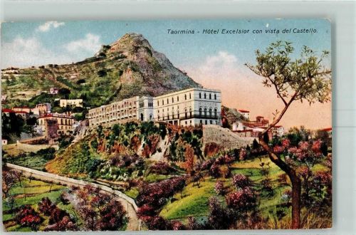 Taormina Hotel Exelsior con vista del Castello