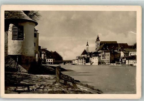Steyr Michaeler- Kirche Partie an der Enns