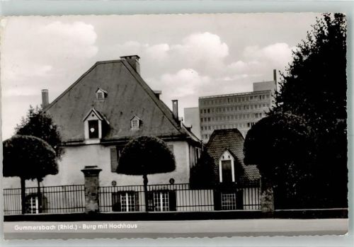 Gummersbach Burg mit Hochhaus