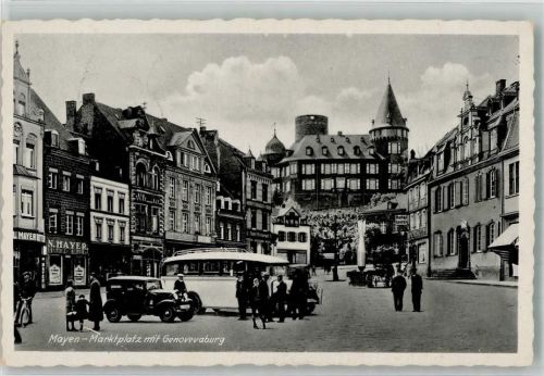 Mayen 1942 Marktplatz Omnibus Auto Oldtimer Genovaburg