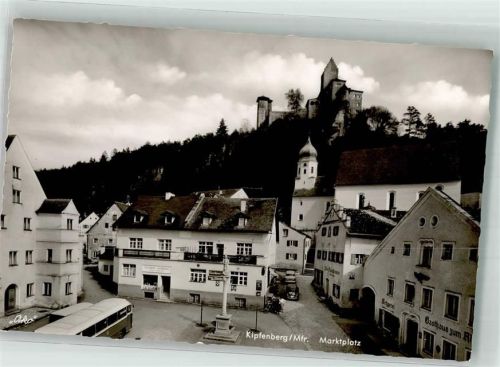 Kipfenberg Burg Denkmal Säule Omnibus Gasthaus