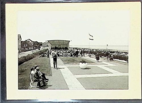 Duhnen Foto montiert auf Karton Neue Deichpromenade mit Musikpavillon Fotograf Otto Schulze