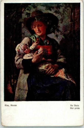 Junge Mutter in Tiroler Tracht mit ihrem Baby