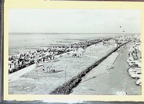 Duhnen Foto montiert auf Karton Strand mit Deichpromenade Fotograf Otto Schulze