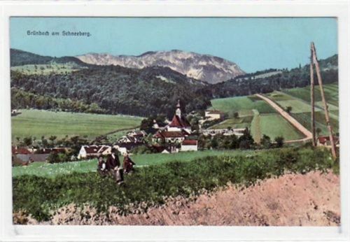 AK von Grünberg am Schneeberg. Gesamtansicht. Ungelaufen. Leichter Bug linke Seite, sonst gut erhalten.