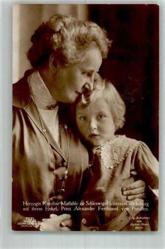 Herzogin Karoline Mathilde zu Schleswig-Holstein-Glücksburg mit Prinz Alexander Ferdinand von Preußen Fotograf Jüptner-Stuhr Verlag Gustav Liersch & Co. 7521