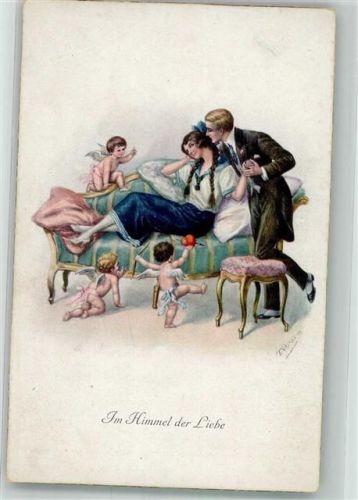 Junger Mann mit seiner Liebsten auf dem Sofa umgeben von Amor WSSB No. 6618