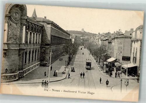 Nimes Gasthaus Boulevard Victor Hugo Straßenbahn