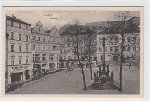 Glatz Glatz / Klodzko. Oberring mit Café-Conditorei Moltke und Kaufhaus Gustav Glücksmann. Die Karte stammt aus einem Leporello ungelaufen Top Erhaltung.