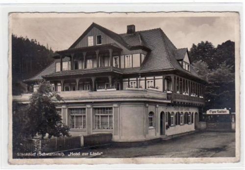 Sitzendorf Sitzendorf mit Hotel zur Linde gelaufen von 1936, Marke entfernt. Leicht fleckig, kleine Beschädigung am Rand unten rechts, sonst gut erhalten.