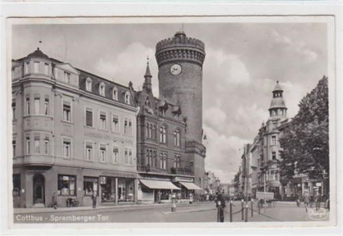 Cottbus. Spremberger Tor gelaufen, 1942. Leichter Stempeldurchdruck, Ecken mit Albumabdrücken, sonst gut erhalten