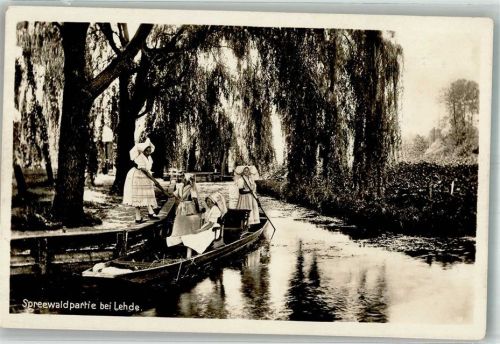 1930 Frauen in Tracht auf Spreewaldkahn Hüttenstempel